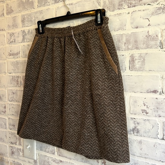 J Crew Women Skirt 0 Brown Herringbone Mini Wool Blend Pockets Stretch Old Money - Picture 3 of 9